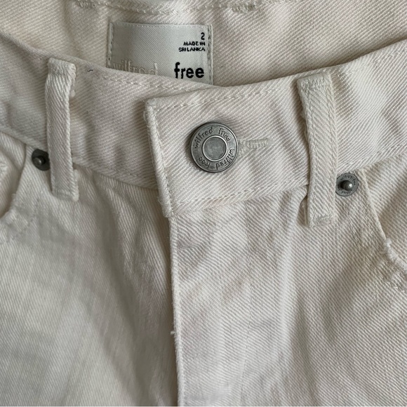 Wilfred Free Nikki Relaxed Shorts - Picture 4 of 8